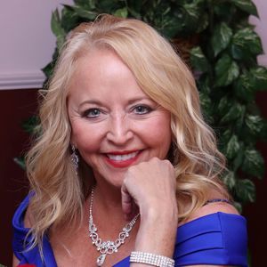 Meet your Posher, Noel